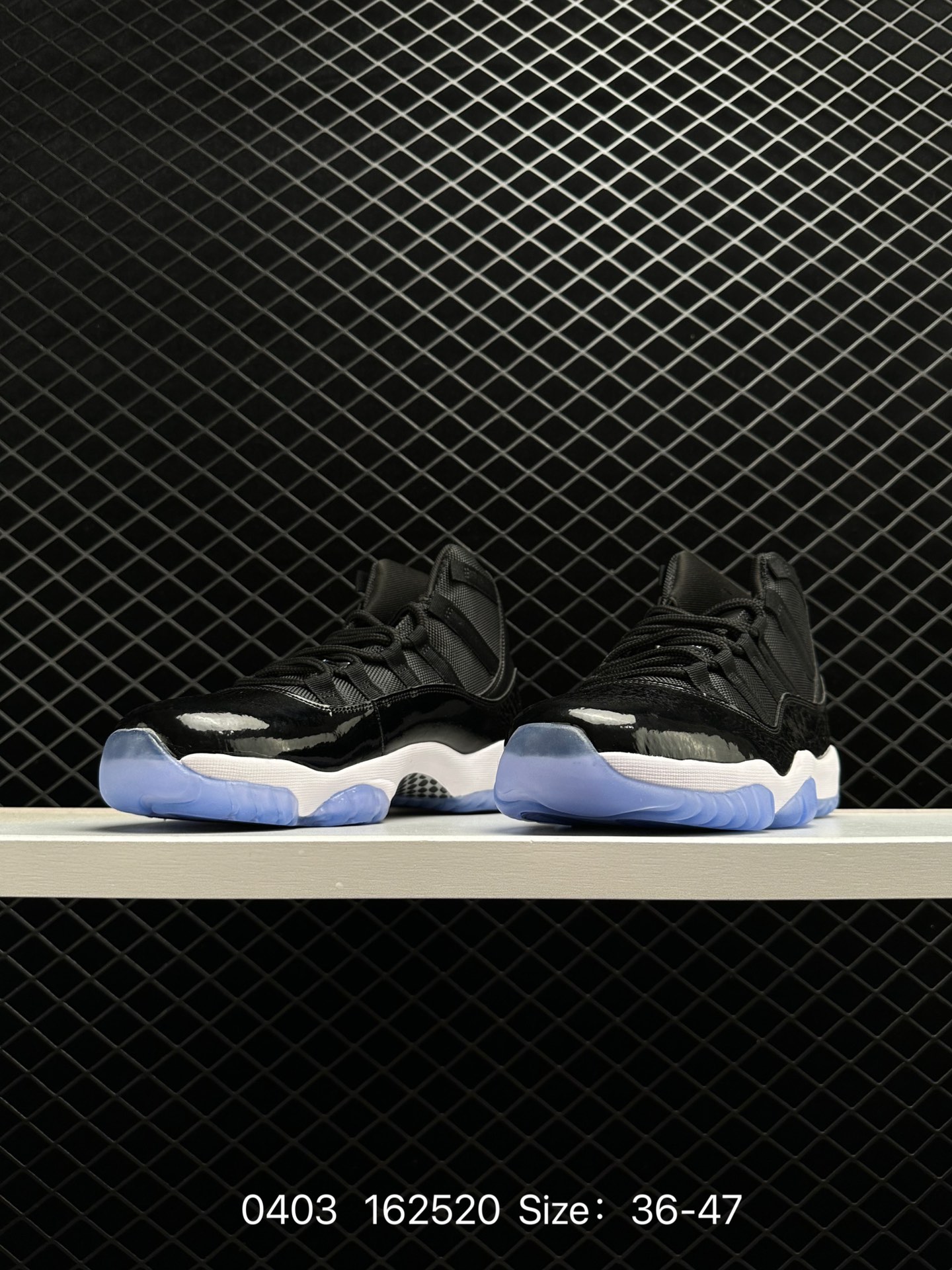 Air Jordan 11 Retro Low 